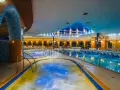 Relaks w basenach Hotelu Gołębiewski w Mikołajkach. Sprawdź, ile kosztuje doba w hotelu Gołębiewski w Mikołajkach, by cieszyć się tym widokiem.