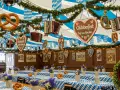 Oktoberfestowe dekoracje: precle, akordeony, serca z piernika. Idealne inspiracje, co przywieźć z Niemiec!