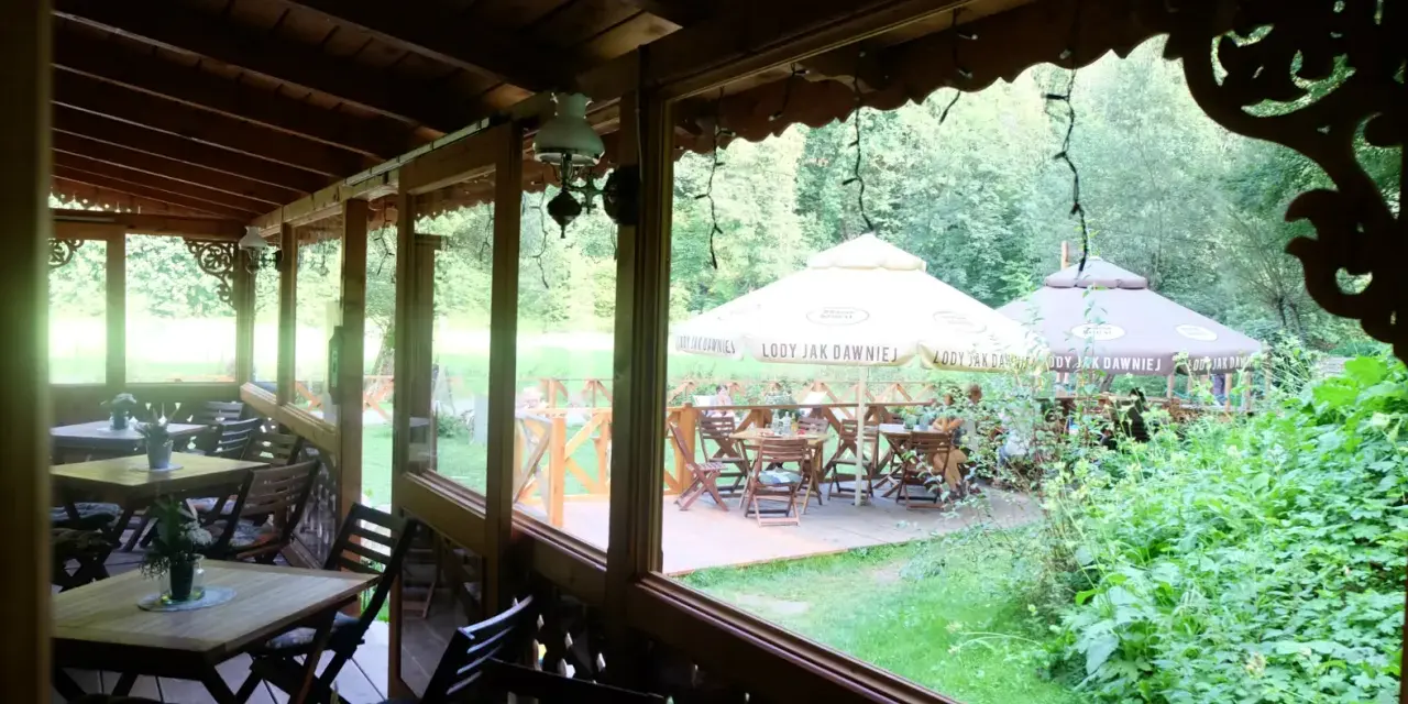 Ojców gdzie zjeść - najlepsze restauracje w Ojcowskim Parku Narodowym