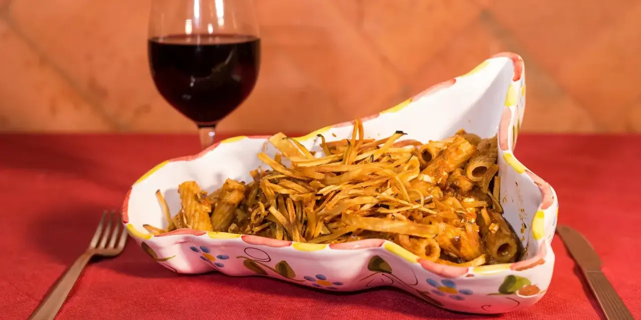 Gdzie zjeść w Katanii? Odkryj najlepsze lokalne restauracje i smaki