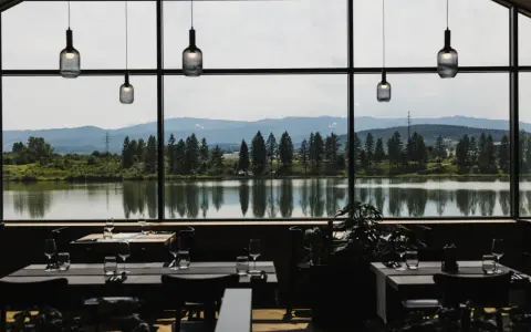 Stary Sącz gdzie zjeść - odkryj najlepsze restauracje i smaki