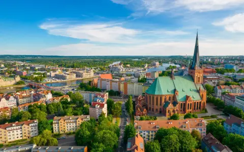 Z czego słynie Szczecin? Odkryj unikalne smaki i atrakcje miasta
