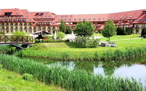 Hotel Ossa ile pokoi - poznaj szczegóły i wybierz idealny nocleg