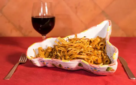 Gdzie zjeść w Katanii? Odkryj najlepsze lokalne restauracje i smaki