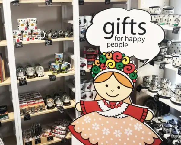 Gdzie kupić pamiątki z Poznania? Odkryj najlepsze miejsca i oferty
