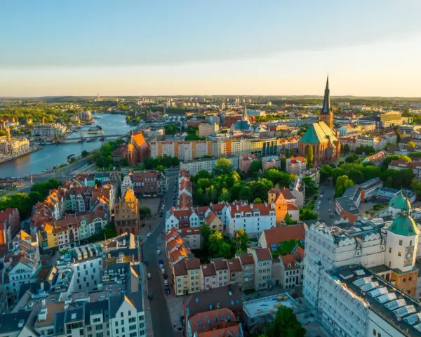 Szczecin ile km do najpopularniejszych miejsc w okolicy?