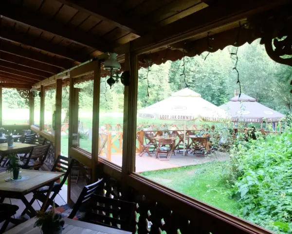 Ojców gdzie zjeść - najlepsze restauracje w Ojcowskim Parku Narodowym