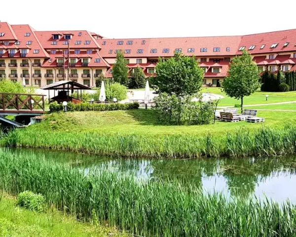 Hotel Ossa ile pokoi - poznaj szczegóły i wybierz idealny nocleg