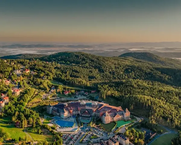 Ile kosztuje nocleg w hotelu Gołębiewski? Sprawdź ceny i promocje