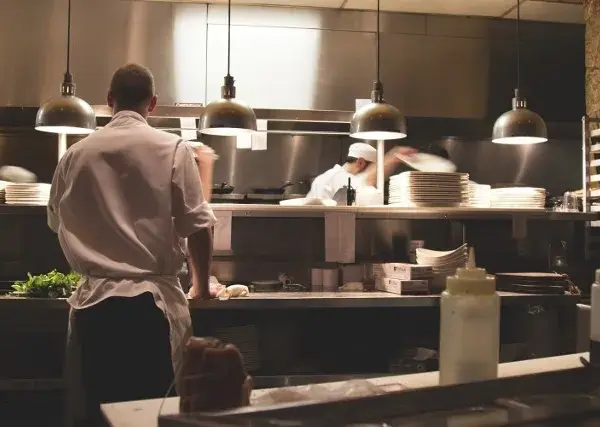 Gdzie zjeść w Golubiu-Dobrzyniu? Odkryj najlepsze restauracje