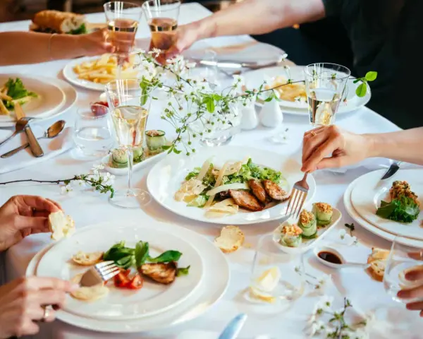 Zator gdzie zjeść: najlepsze restauracje na każdą okazję
