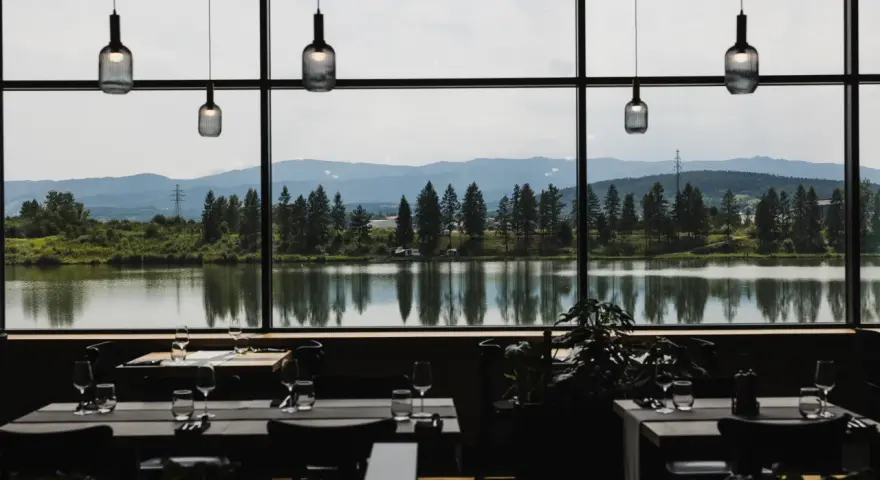 Stary Sącz gdzie zjeść - odkryj najlepsze restauracje i smaki