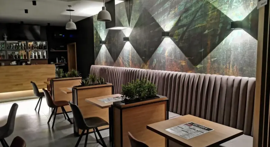 Gdzie zjeść w Busku-Zdroju? Odkryj najlepsze restauracje i smaki