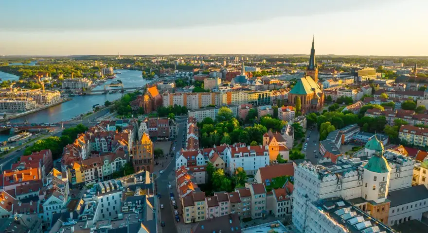 Szczecin ile km do najpopularniejszych miejsc w okolicy?