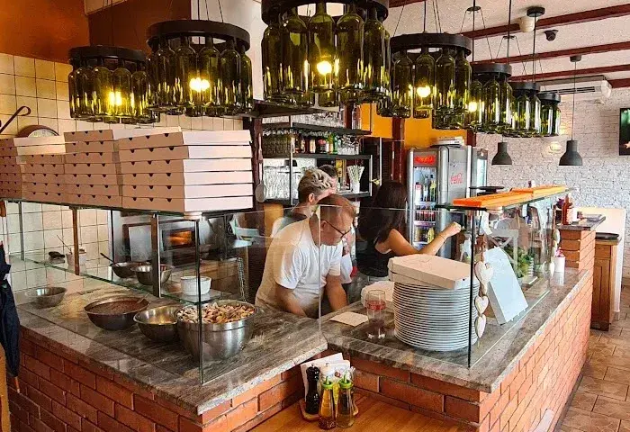 Co zjeść w Łodzi? Odkryj najlepsze lokalne smaki i restauracje
