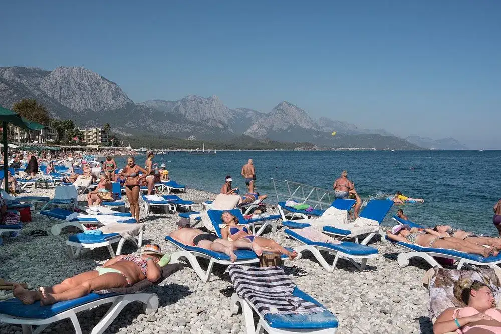 Zdjęcie Czy w Turcji można wychodzić z hotelu? Sprawdź aktualne zasady i ograniczenia